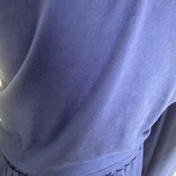 Lounge Suit - Picture 7 of 7